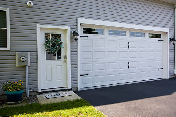 24/7 Emergency Garage Door Panel Replacement experts in Fillmore, UT